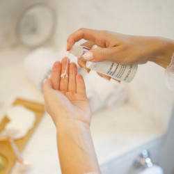 Sérum Efecto Corrector de Arrugas Inmediato con Ácido Hialurónico